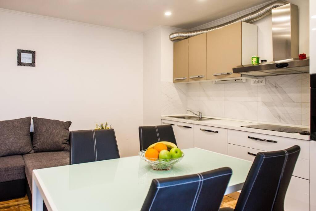Apartment Faith Split Bagian luar foto