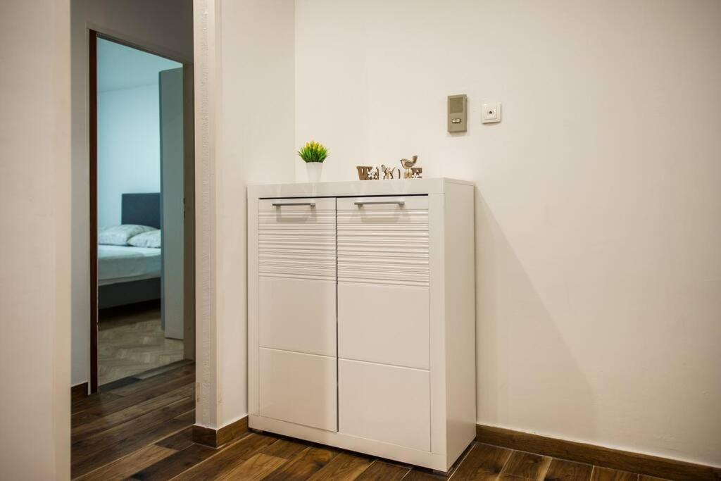 Apartment Faith Split Bagian luar foto
