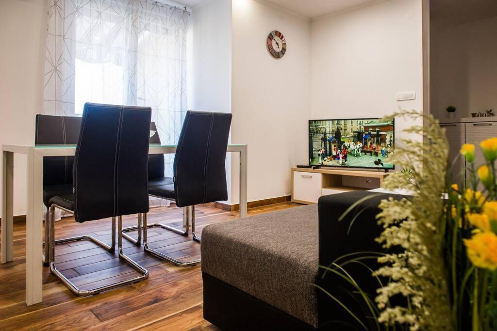 Apartment Faith Split Bagian luar foto